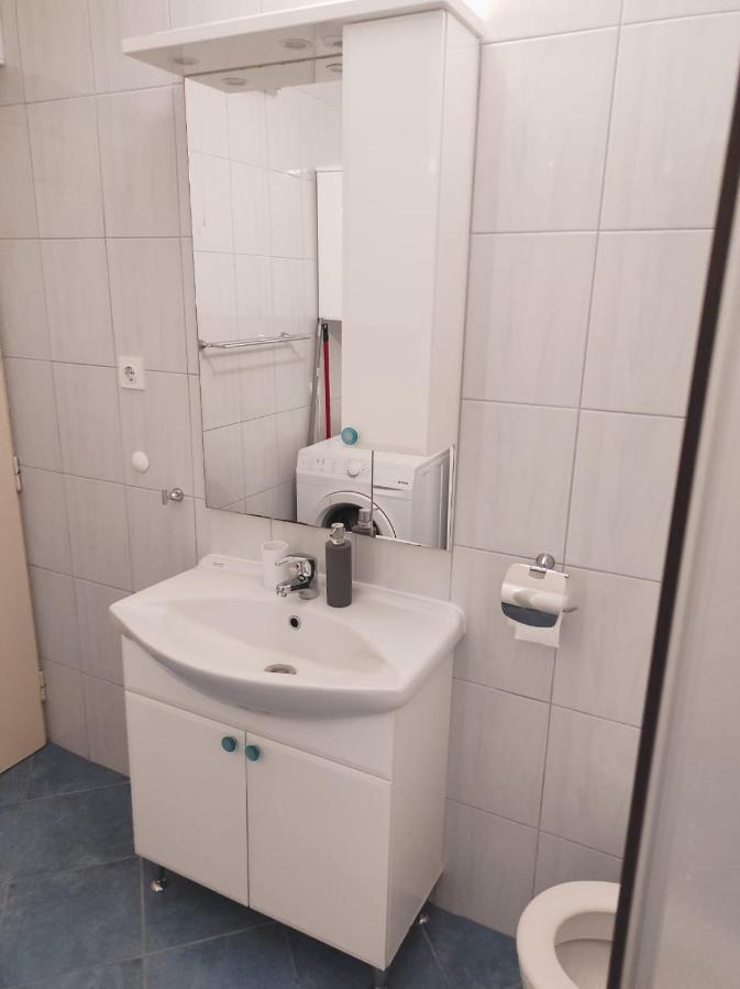 Apartment Mm Split Eksteriør bilde